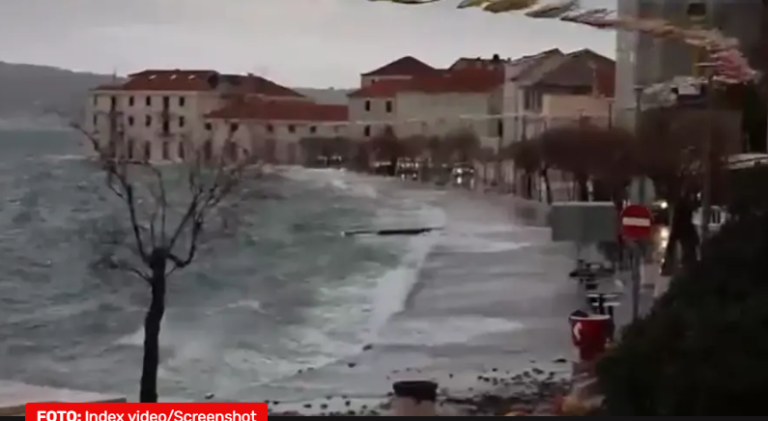 Dalmaciju pogodila jedna od najvećih plima u posljednjih 10 godina: More nosi sve pred sobom