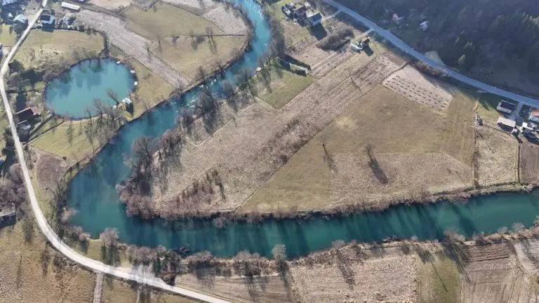 Nastavljena sporna istraživanja u Jezeru: Mašine ponovo na terenu uprkos poništenim dozvolama!