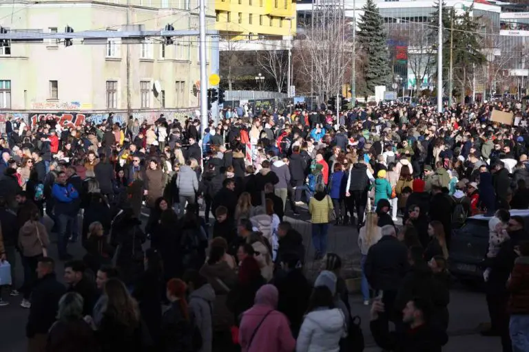 Danas novi protesti ispred u Sarajevu, organizatori objavili zahtjeve