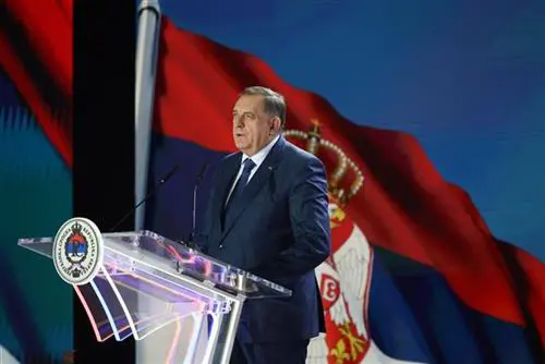 Dodik poručio da Republika Srpska mora da vrati SVE SVOJE NADLEŽNOSTI