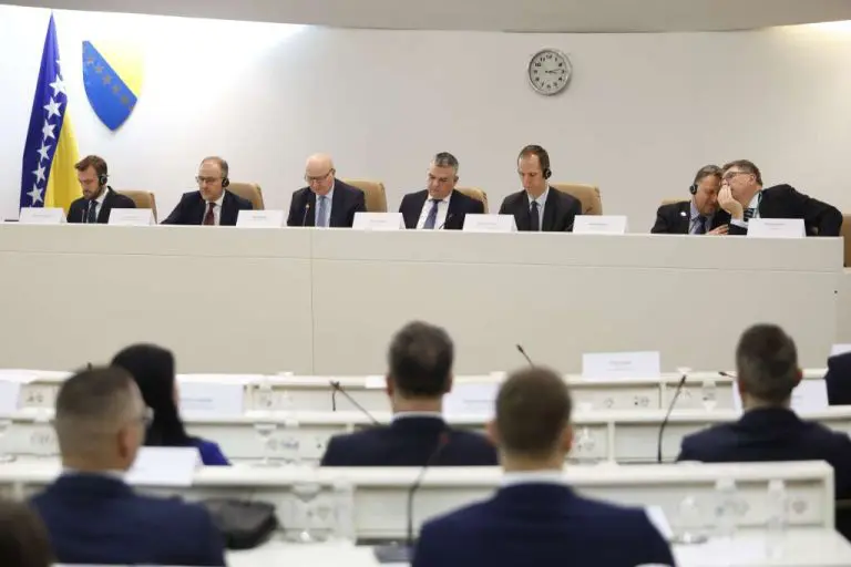 Međunarodni partneri pozvali BiH na hitne reforme kako bi izbjegla sivu listu MONEYVAL-a