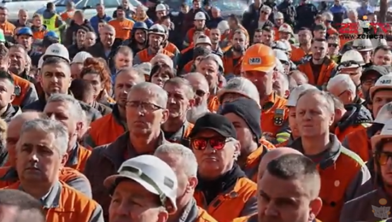 Protest radnika Nove Željezare Zenica: Ugroženo 2.000 radnih mjesta, prijeti gašenje proizvodnje