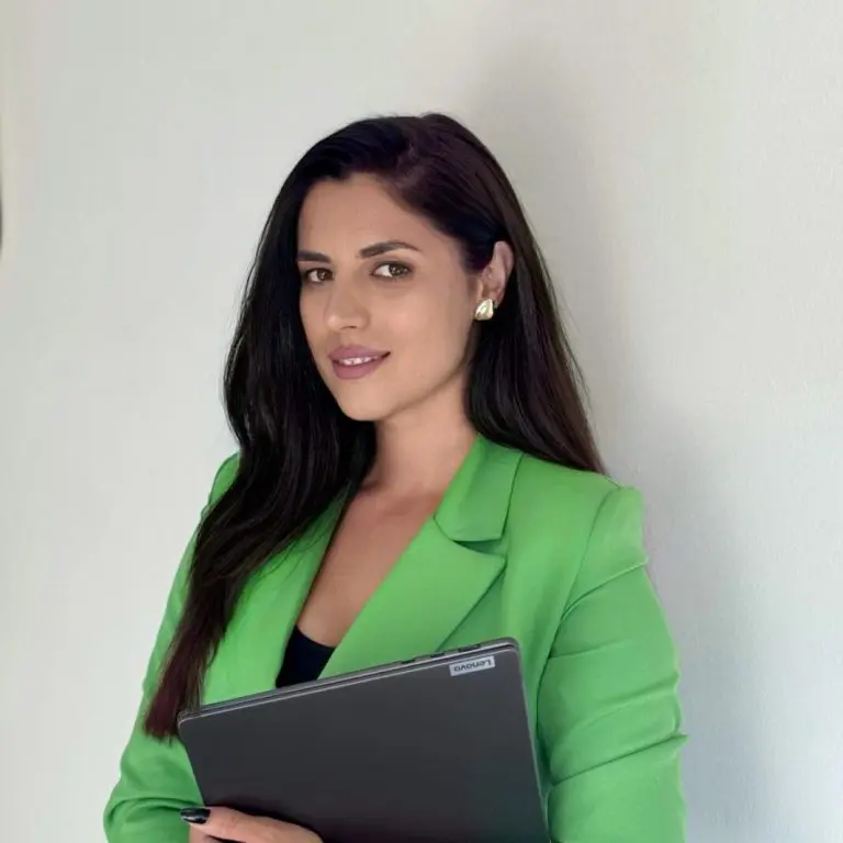 Napad na medije u BiH: Novinarka Sanja Vasković fizički napadnuta na gradilištu Unioteca (VIDEO)