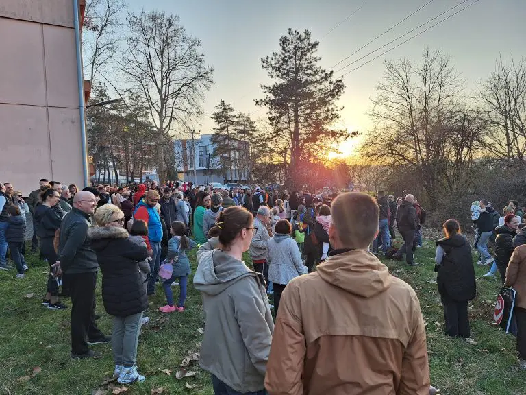 Održan protest: Stanari najvećeg banjalučkog naselja uputili zahtjev Gradu (FOTO/VIDEO)