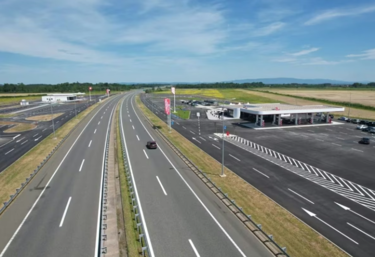 Infografika o prikupljenih 18 milijardi KM od putarina i akciza u BiH 2006-2025