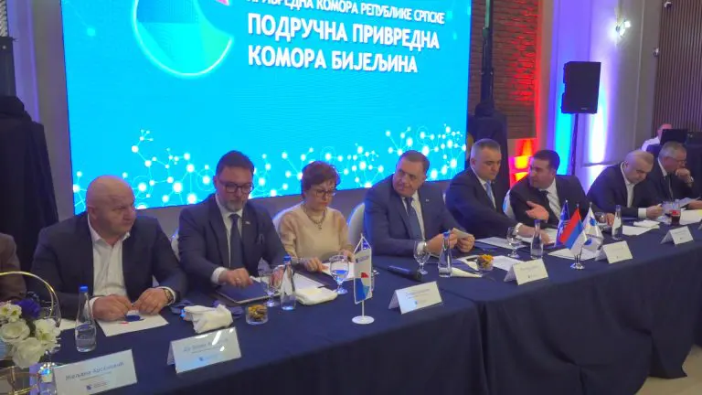 Sastanak o razvoju Bijeljine i Semberije: Milorad Dodik, Staša Košarac, Savo Minić i privrednici