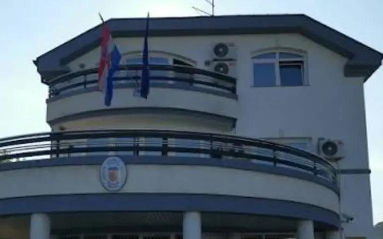 Konzul napadnut u Banjaluci: Tukli su nas, natjerivali nas pola sata po ulicama, pa opet tukli