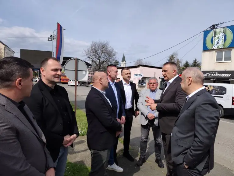 Minić: Neshvatljivo je da niko iz Vlade FBiH i Savjeta ministara nije došao na sastanak