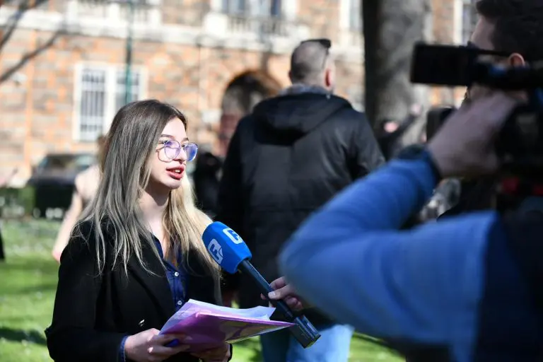 Studentica Lamija Hadžimusić uoči novih protesta: Vlast i opozicija pokušavaju da koriste proteste za svoju ličnu promociju