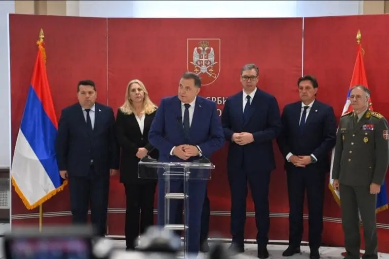 Ponižavanje i omalovažavanje institucija: Dodik je po ko zna koji put glumio predsjednika Republike Srpske