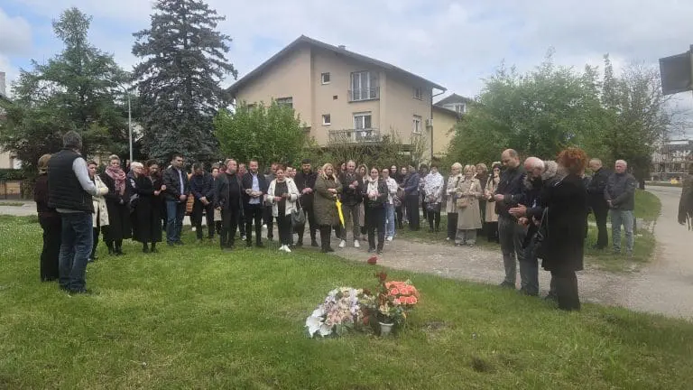 Dvije godine bez banjalučke pedagogice Milane Koprene: Svijeće i tišina kod Rebrovačkog mosta, pravde još nema