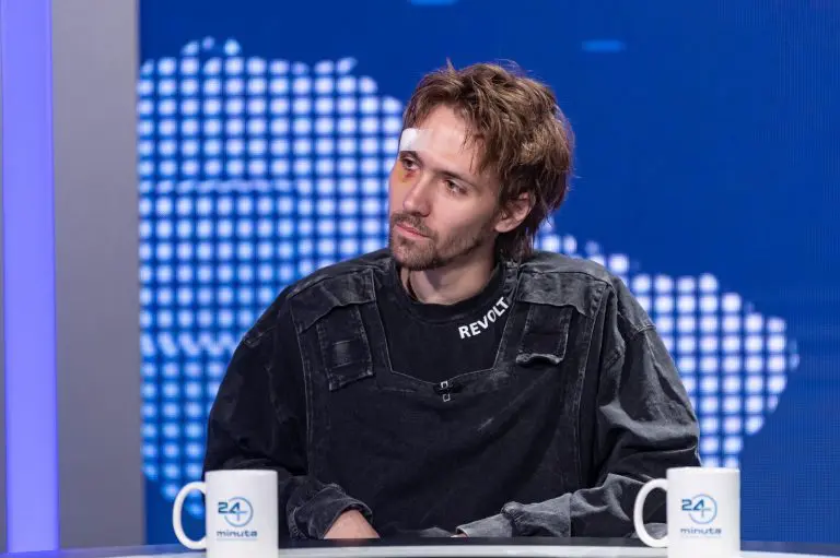 Lazar Dinić za Buku: Očigledno je da novinari i aktivisti u Srbiji moraju nositi šljemove