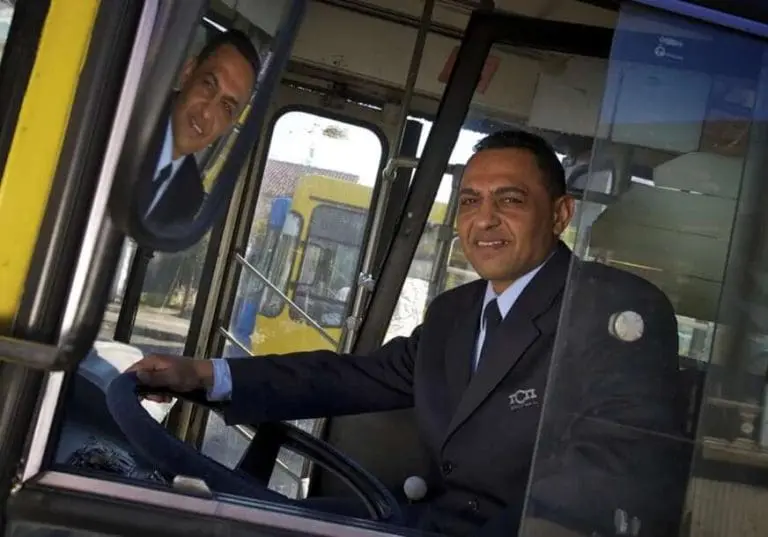 Ovako danas izgleda čuveni dječak iz filma “Ko to tamo peva”