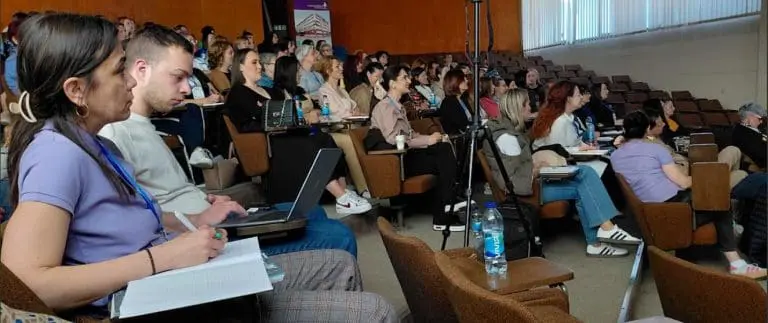 Završena prva obrazovna konferencija „Znanjem do snage društva“ u Banjaluci: Od globalnih izazova do reforme iz učionice