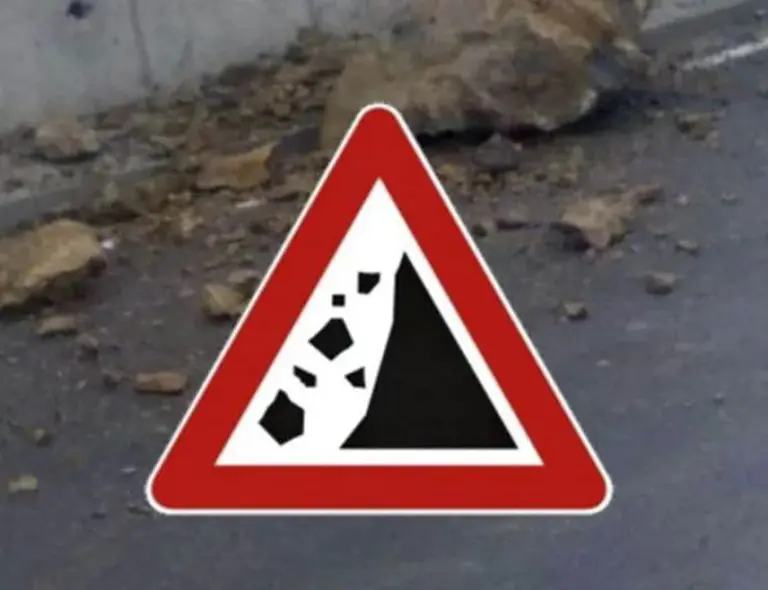 Obustavljen saobraćaj na putu Banjaluka-Jajce zbog odrona