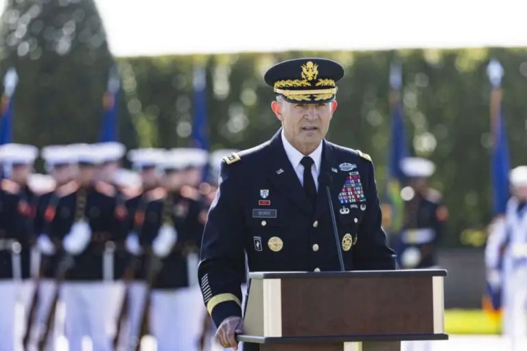 Hegseth otpustio načelnika glavnog štaba američke vojske