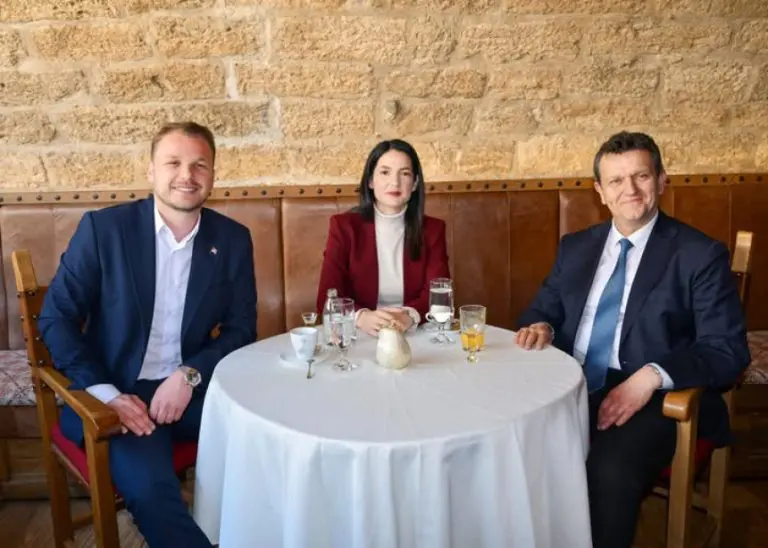 Opoziciona trojka RS za istim stolom: Nakon Vaskrsa kreće izrada zajedničke platforme