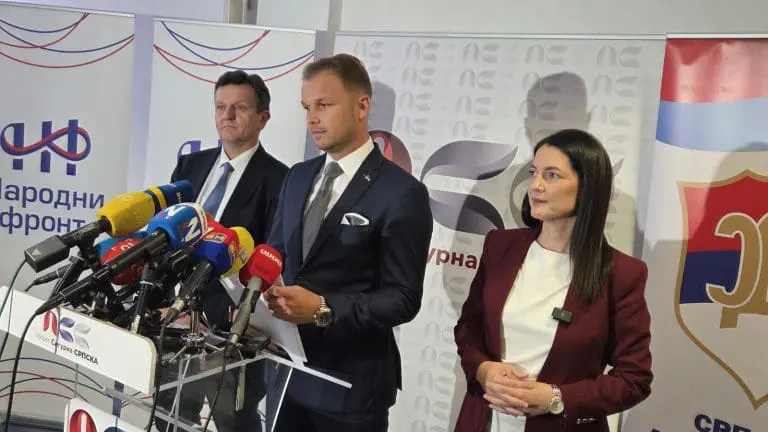 SDS, PDP i NF u jednoj koloni: Potpisan sporazum za izbore u oktobru