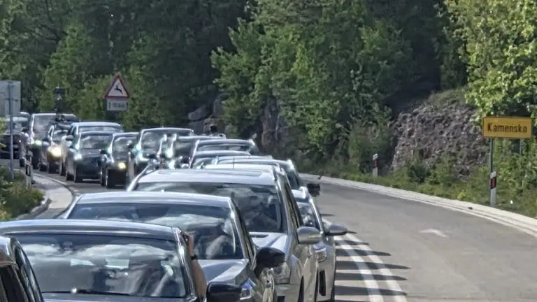 EES BLOKIRA LJETO?: Kolone na granicama “guše” ljude, Dalmacija u strahu od kolapsa sezone, Grci već reagovali: Ovo ne ide!