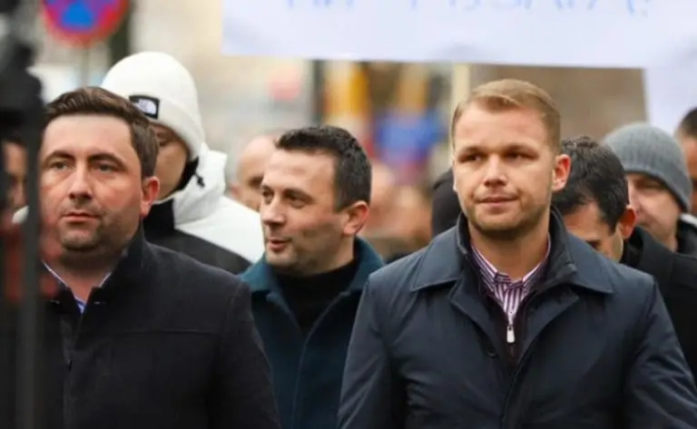 Stanivuković ismijao Petrovića, on mu ŽESTOKO uzvratio