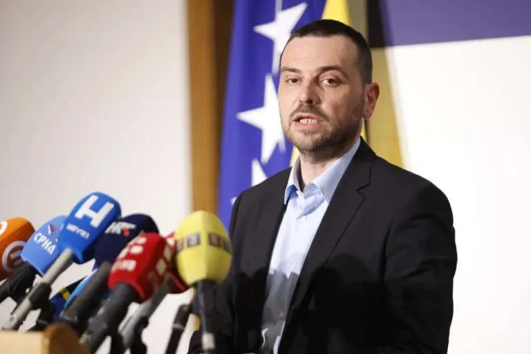 Magazinović: Čekanje na graničnim prelazima građani doživljavaju kao poniženje i maltretiranje