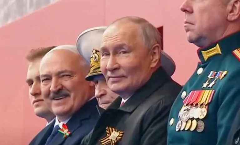 Putin čestitao Dan pobjede: “Patriotizam i požrtvovanje bili su jači od neprijatelja”