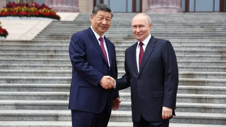 Rusija i Kina jačaju savez, potpisano 40 sporazuma