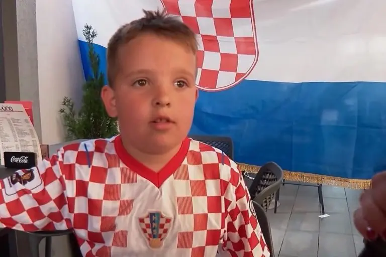 Dječak iz Livna: Navijam za BiH i Hrvatsku, htio sam i za Srbe, ali se nisu kvalifikovali (VIDEO)