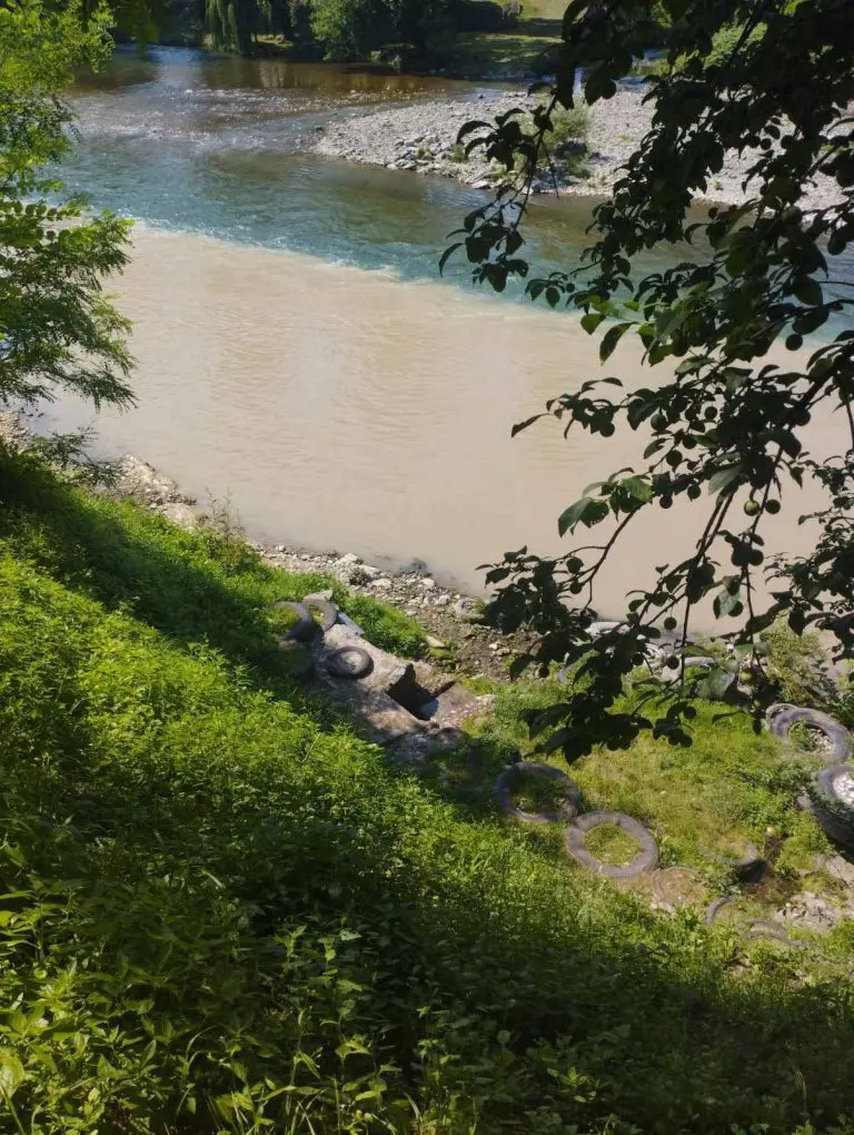 Banjalučki ribolovci zaprijetili blokadom bagera: “Ovo je genocid nad Vrbasom”