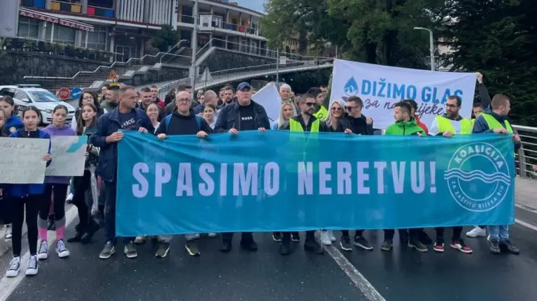 Neretvi od izvora do ušća prijete hidroelektrane, otpadne vode i nelegalna gradnja