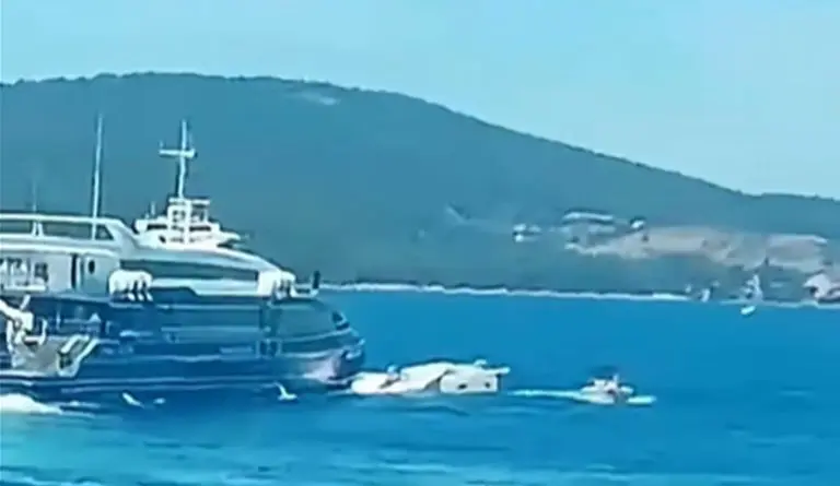 Detalji sudara na moru kod Splita: Tri osobe poginule, jednu još traže (VIDEO)
