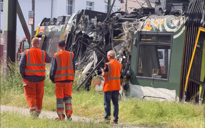 Tramvaj iskočio iz šina u Berlinu: Povrijeđeno najmanje 20 ljudi