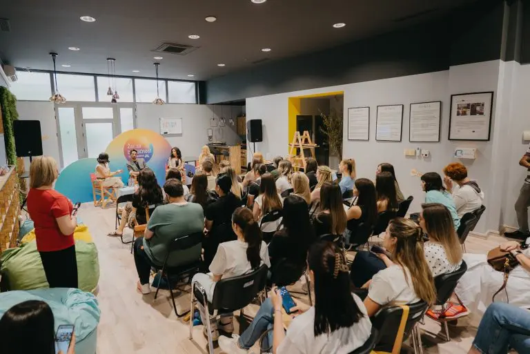 Žar za budućnost: Promjene počinju od onih koji se ne boje da naprave prvi korak: dm meet up sa mladima u Mostaru, Sarajevu, Banjoj Luci i Tuzli