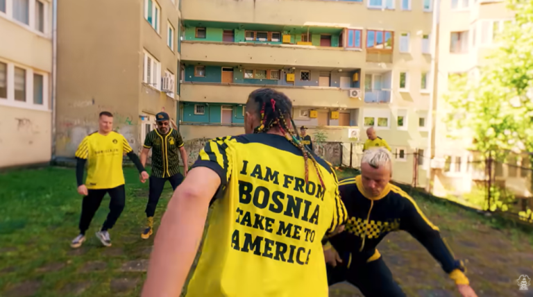 Dubioza Kolektiv o himni bh. reprezentacije za Svjetsko prvenstvo: “Naš video je koštao šest maraka, snimljen je u komšiluku”