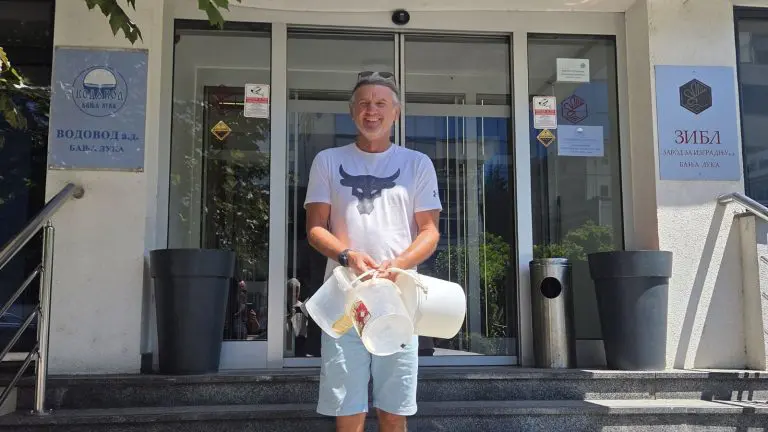 Akutni problem nestašice vode u Banjaluci: Građani tvrde da vode nema ni onda kada je najavljena