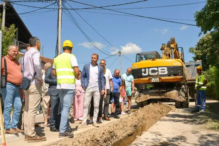 Stanivuković obišao radove na izgradnji vodovodnog sistema Tunjice 1 i 2: “Dajemo sve da ubrzamo radove”