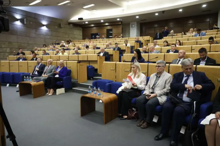 Usvojen Zakon o Novoj Željezari Zenica: Za sprečavanje stečaja i spas zeničke kompanije