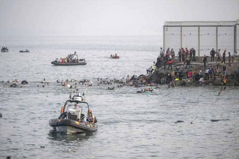 Evropski lideri traže da se Španija suspenduje iz Šengena zbog migrantske krize