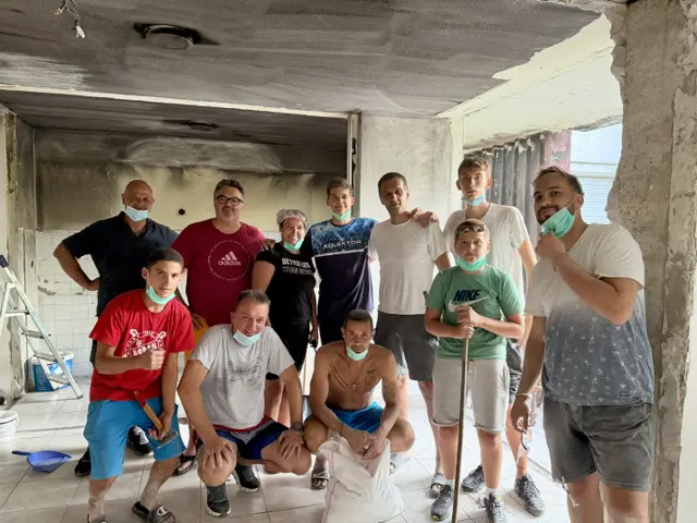 Nakon požara, sve komšije pritekle u pomoć: Prava “gradska moba” u banjalučkom naselju