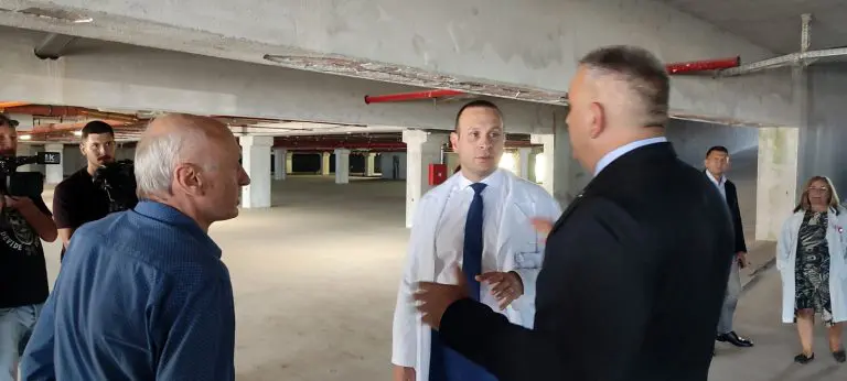 Nastavlja se gradnja garaže kod UKC-a RS vrijedne 42 miliona KM