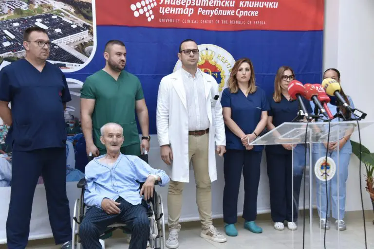 Šobot: Minimalno invazivnim zahvatom odstranjen gigantski tumor srca