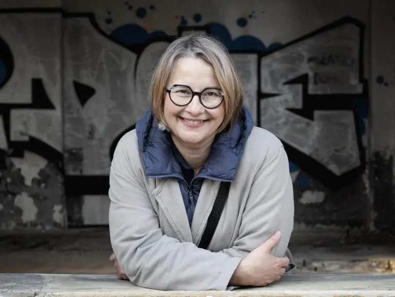 Tanja Petrović o JNA iz ugla onih koji su je služili: Sjećanja na kasarne, drugarstvo i izgubljenu zemlju 