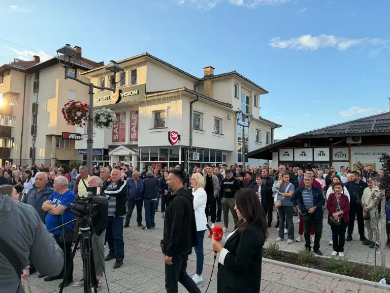 Završeni protesti na Palama, pretučeni u policijskoj raciji poručili: Tražimo sankcionisanje odgovornih