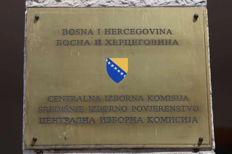 CIK BiH kaznio SDS, DNZ i SNSD zbog kršenja Izbornog zakona