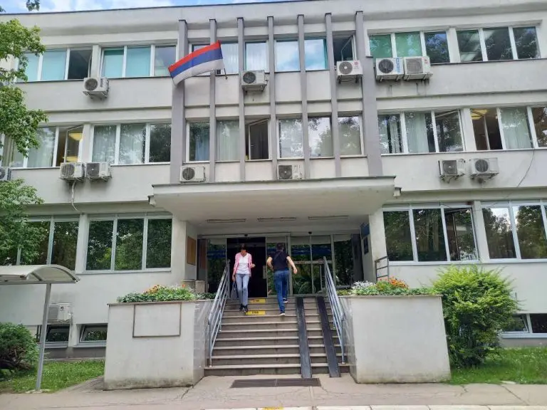 Porodični ljekari u RS preopterećeni brojem pacijenata dok se rad ambulanti smanjuje