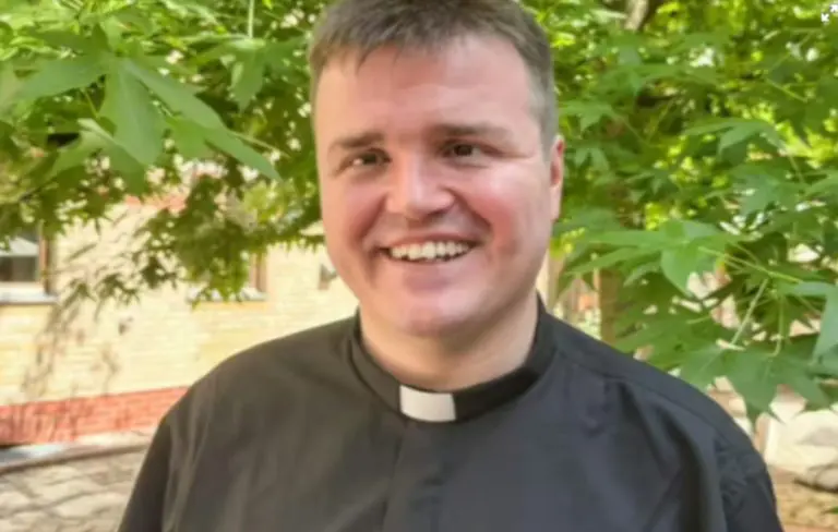Senad iz Brčkog postao katolički svećenik u Njemačkoj: “Majka se sa tim teško pomirila”