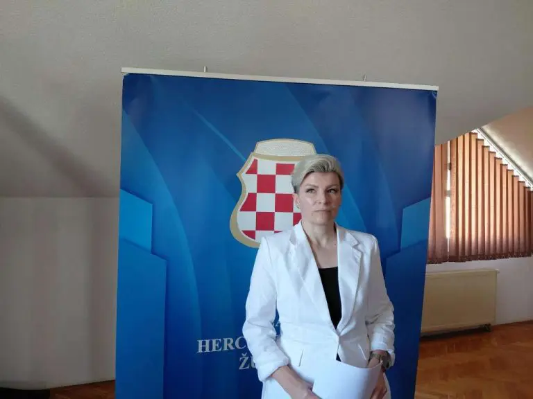 Nakon ostavki ljekara, Vlada poručila: Nema pregovora  u izbornoj godini