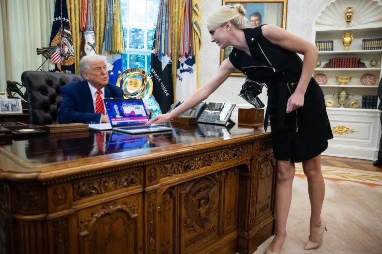 Trumpova bliska saradnica više od godinu dana odbijala sigurnosnu provjeru Bijele kuće