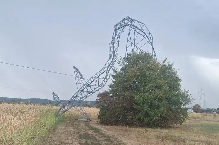 Kvarovi na dalekovodima u Prijedoru, Dubici, Laktašima, Prnjavoru i Banjaluci