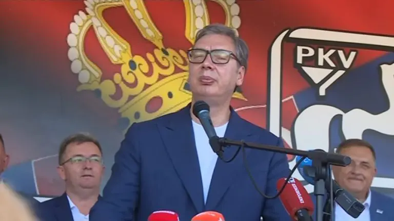 Šta je Vučić poručio iz Drvara: Problem je samo…